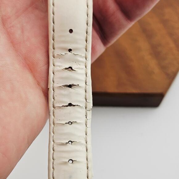 Guess Women's Crystal Halo Silver Tone Watch Whimsical Numbers Cream Band - Picture 8 of 8